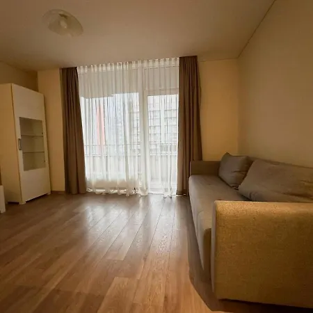 Balcony Bliss Brand New 1br Apartamento Riga