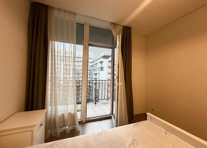 Balcony Bliss Brand New 1br * Riga
